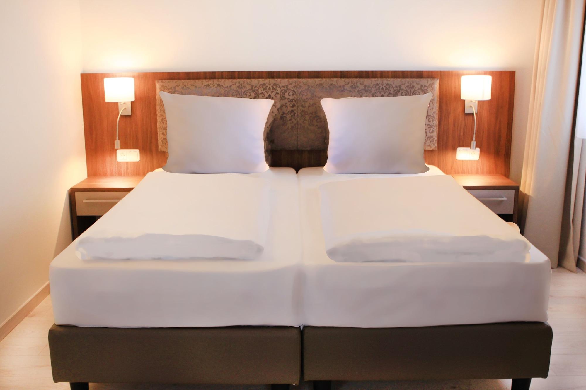 Anor Hotel & Conference Center Frankfurt Airport モーフェルデン・ヴァルドルフ エクステリア 写真
