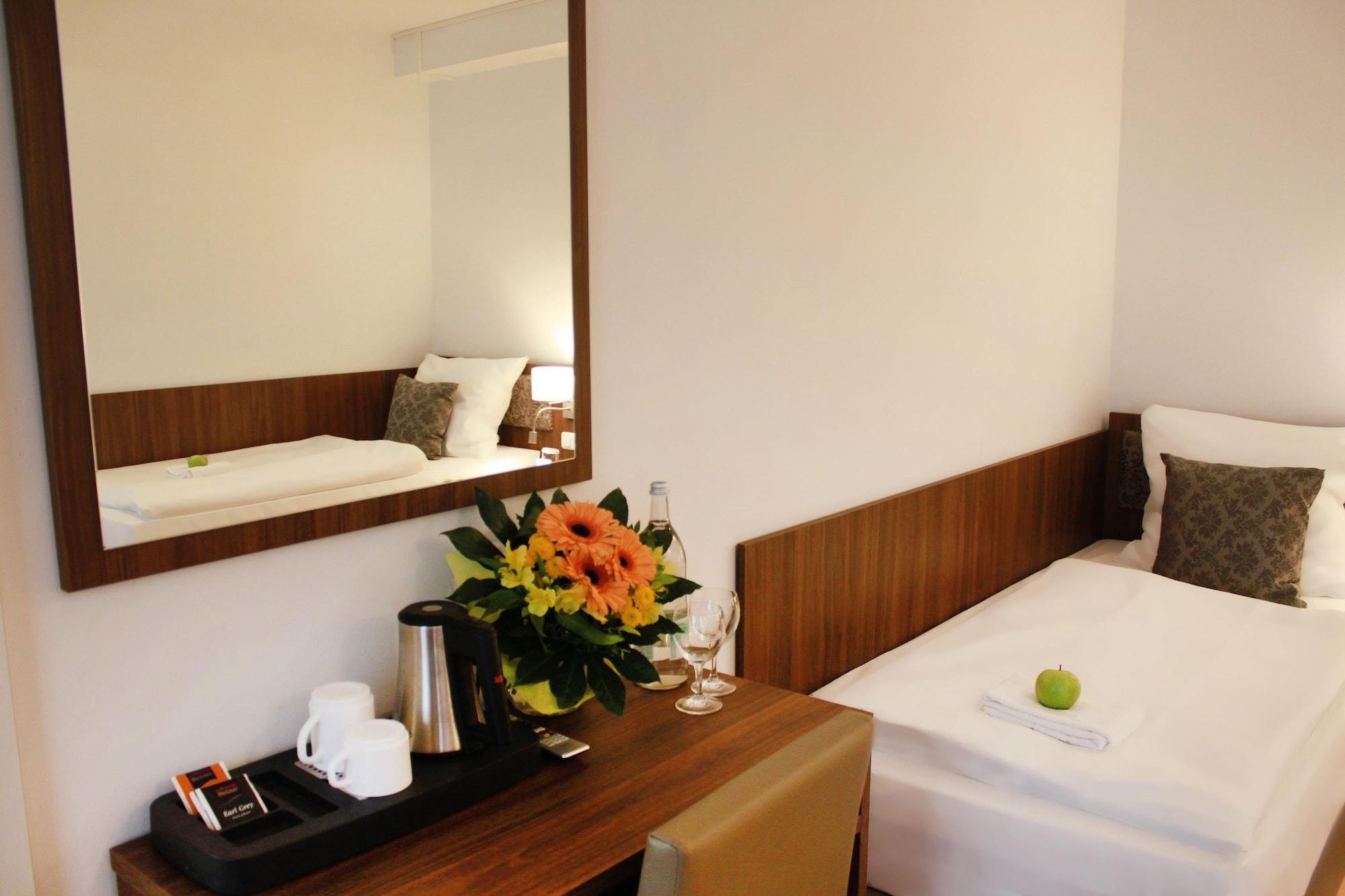 Anor Hotel & Conference Center Frankfurt Airport モーフェルデン・ヴァルドルフ エクステリア 写真